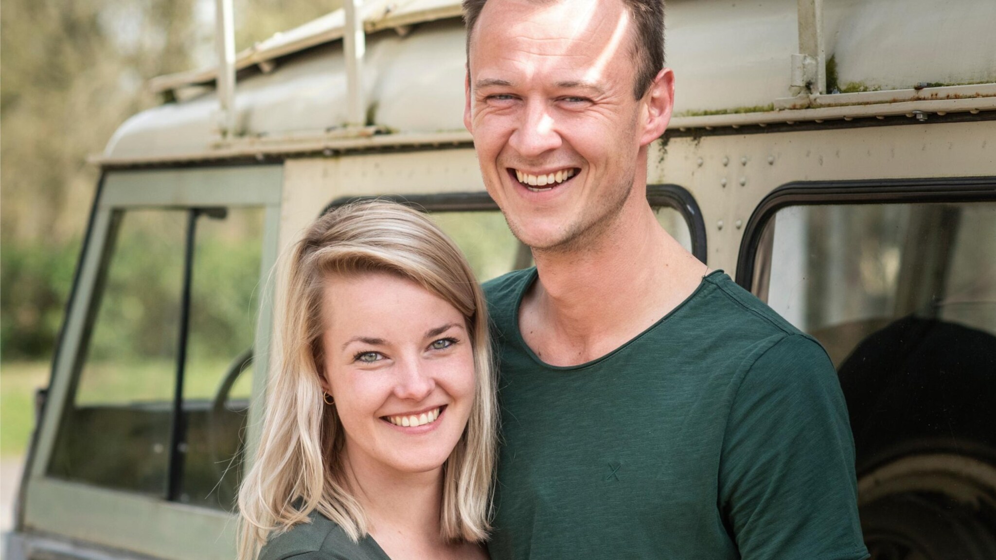Boer cattle farmer Jouke and Karlijn are looking for a woman who gives a relationship update