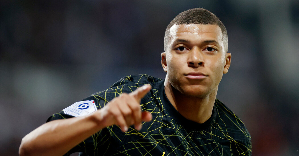 Kylian Mbappe tells Paris Saint-Germain that he will leave the club next summer