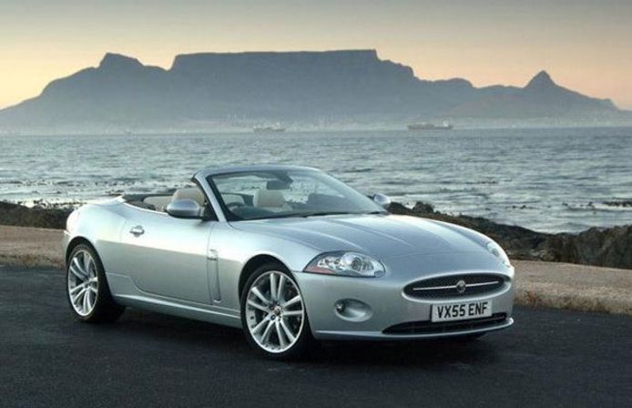 Jaguar XK8.