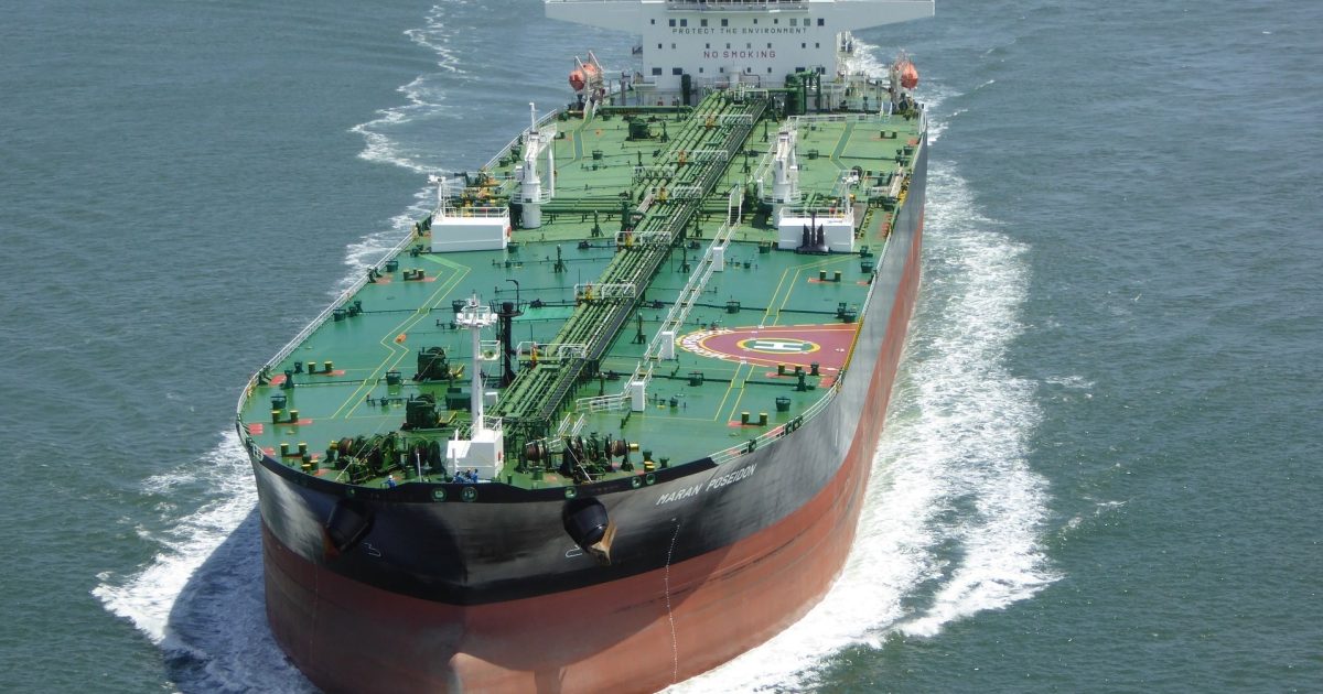 Saudi Arabia cuts oil exports to US