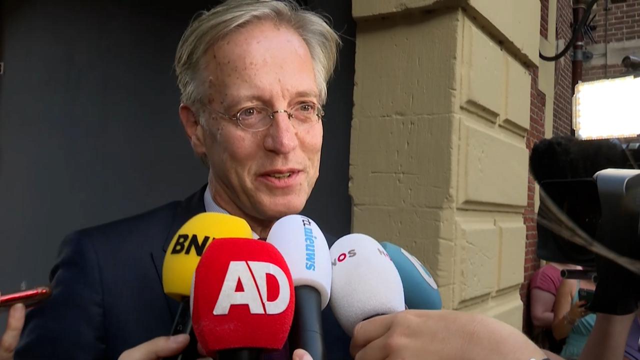 Beeld uit video: Eerste reacties op val van kabinet-Rutte IV