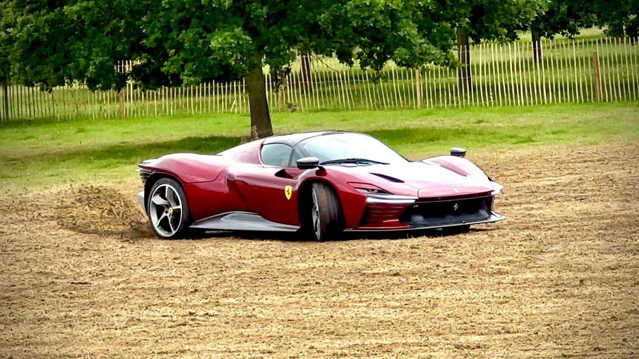 Watch the €2.1 million Ferrari Daytona SP3 launch