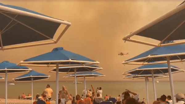 Dutch people in Rhodes flee bushfires: ‘Saw sky turns orange’