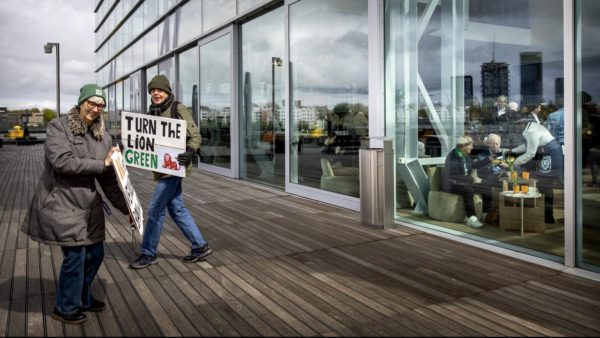 Investors want limited speaking time for activists at shareholder meetings |  Economy