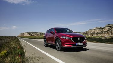 All-new-cx-5_bcn-2017_action_26