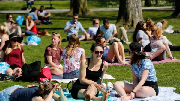 Late summer is back, with a great weekend ahead of you