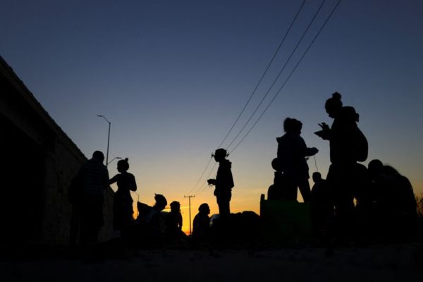 10,000 migrants reach US border daily, underscoring need to address root causes – 10/02/2023