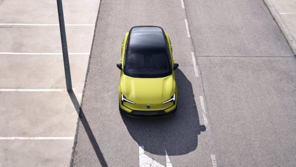 This costs the most expensive version of Volvo’s cheapest model