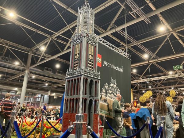 Elephants, monsters, cars and a cathedral: this is what the Lego world of Jaarbeurs looks like