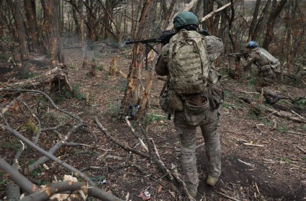 Kremlin critic Navalny’s three lawyers arrested • US says North Korea provides military support to Russia