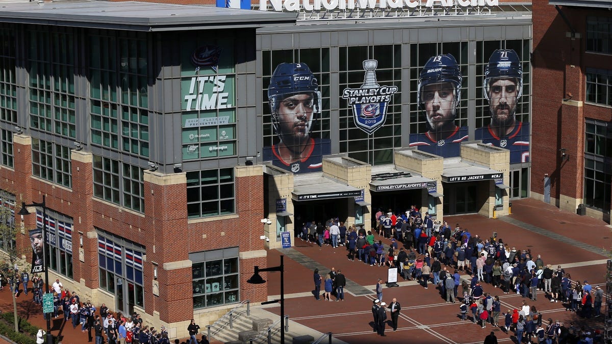 Nationwide Arena experienced a power outage hours before the Blue Jackets game