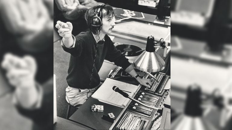 Mark Steckenberg in the radio studio in the 1980s (Photo: Private).