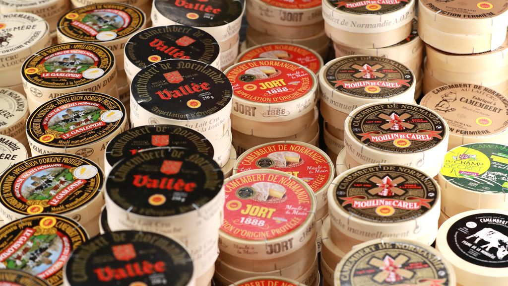 Is the French Camembert lobby throwing a wrench in the works for new packaging rules?