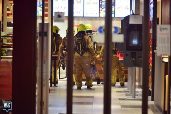 Burning smell and power outage after a short circuit at a KFC restaurant in Niederwirt