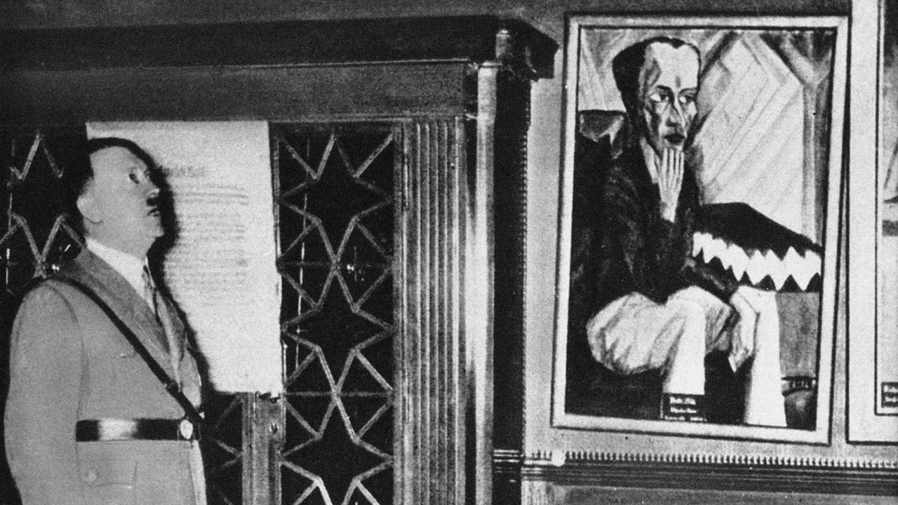 Arnhem Museum displays paintings by Hitler in an exhibition on art in the Third Reich |  Media and culture