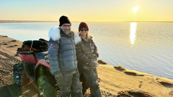 Floortje Dessing visits Matthieu in the Canadian wilderness