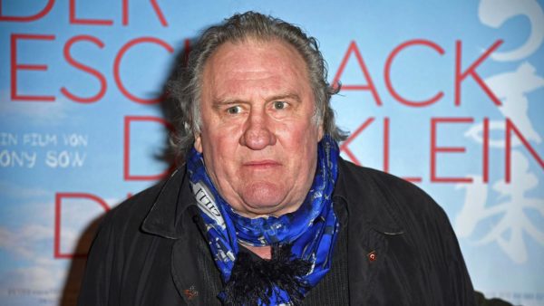 Gérard Depardieu may lose a prestigious French award, and the Minister of Culture begins an investigation  Movies and TV shows