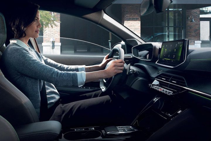 Peugeot 208 2008 automatic