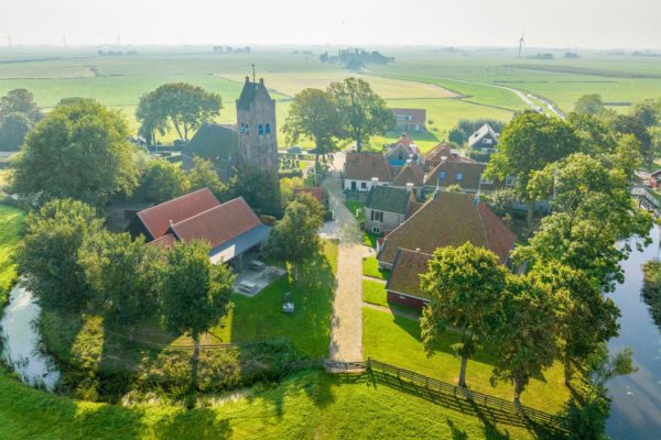 Buy a Frisian village at Stamcafé