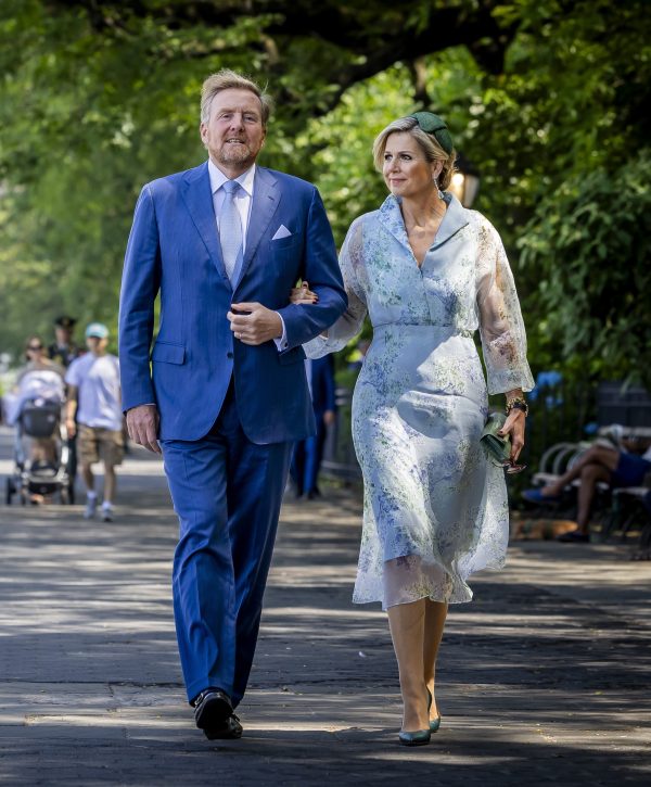 The royal couple works for America, and on the fourth day Maxima walks with Villain-Alexander