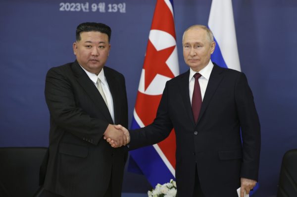 Putin wants to fight against America along with North Korea