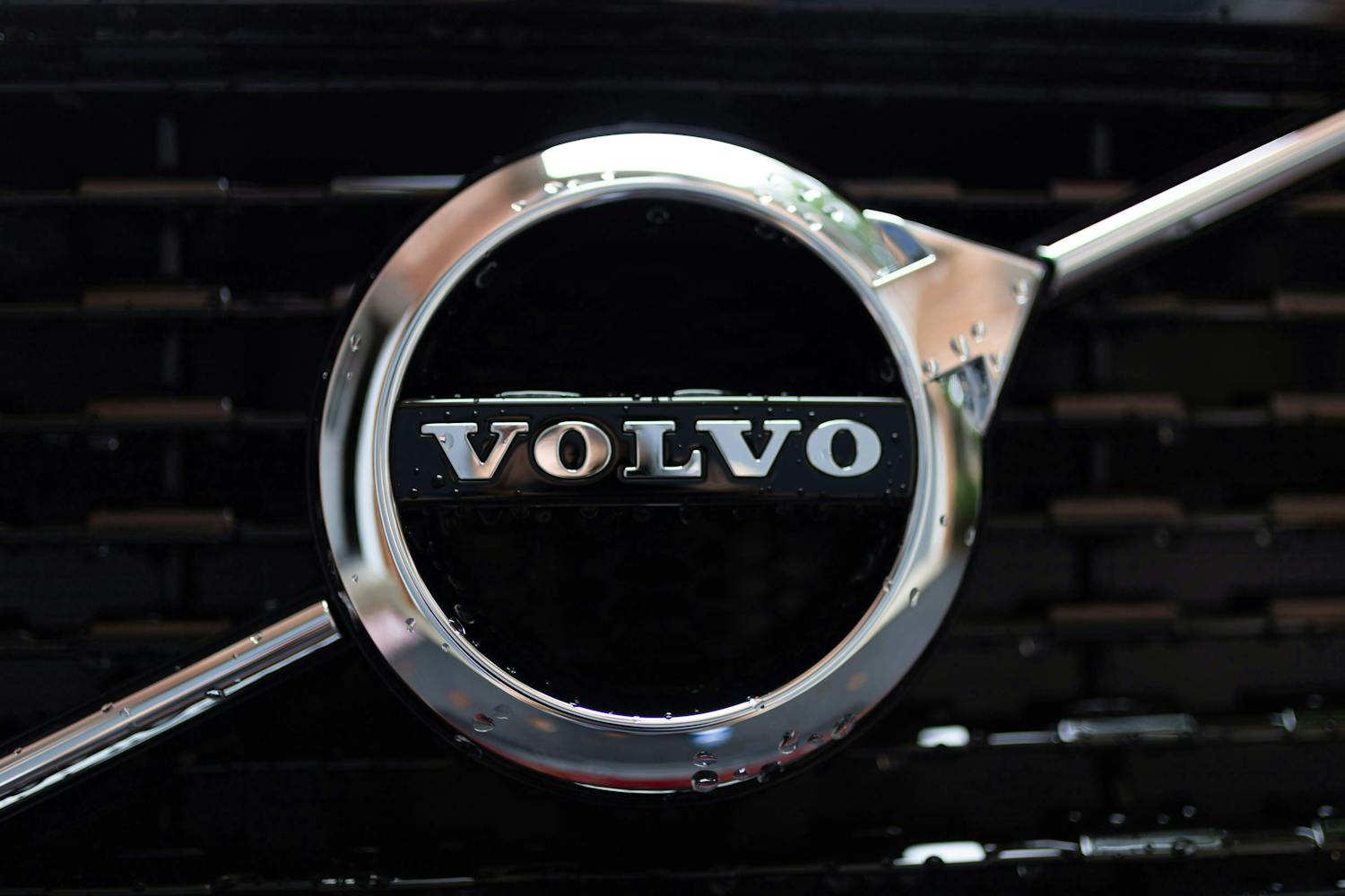 Volvo moves its car production from China to Belgium