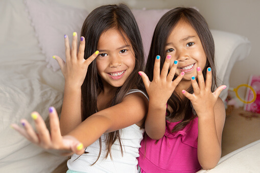 Safe Styling: Choosing Non-Toxic Acrylic Nails for Children