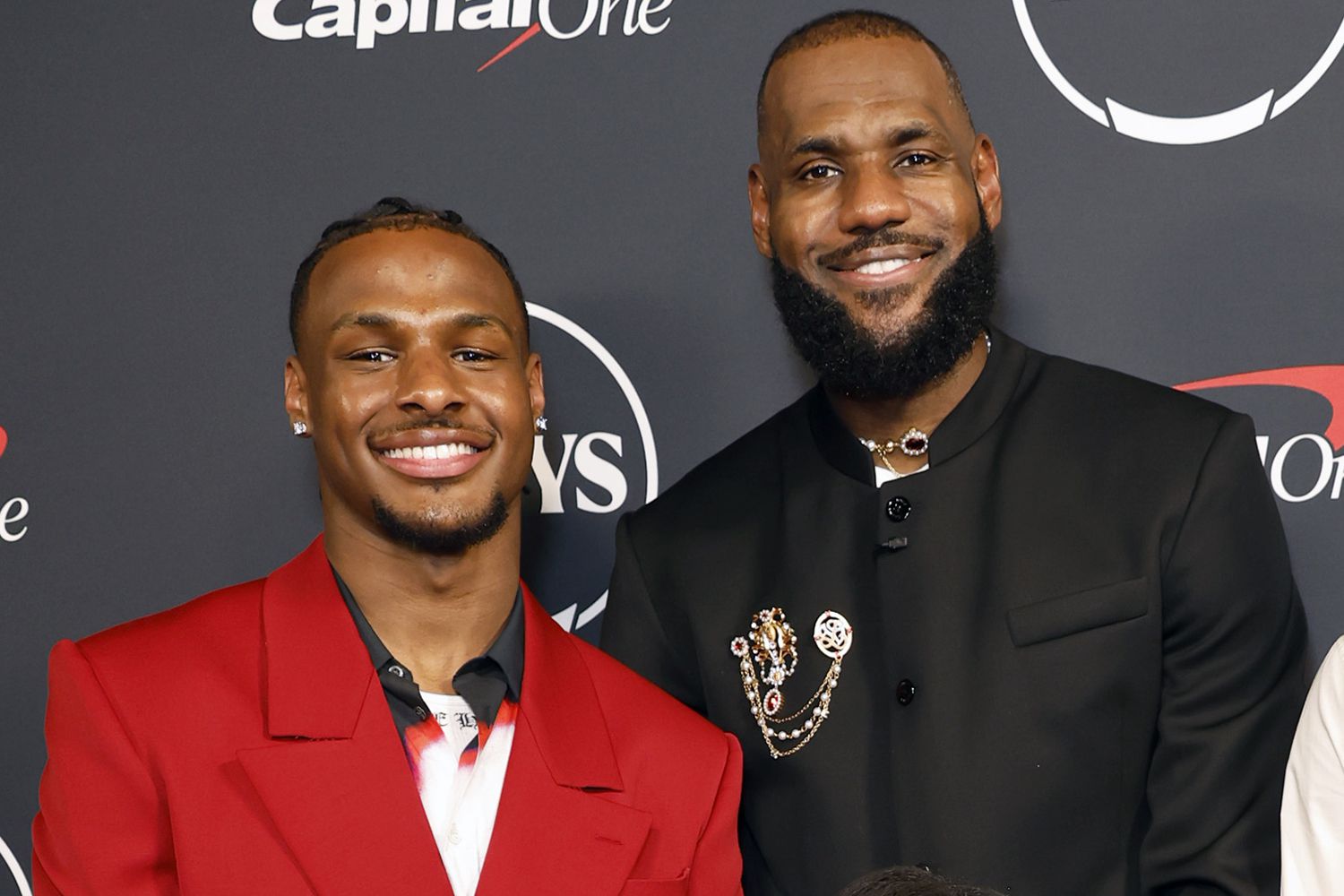 Bronny James ready for 'increased pressure' of playing with dad LeBron