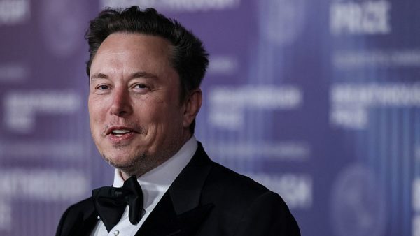 Social Media Expert Warns of Elon Musk’s Growing Power: ‘He’s Not Just an Influencer or Opinion Maker’