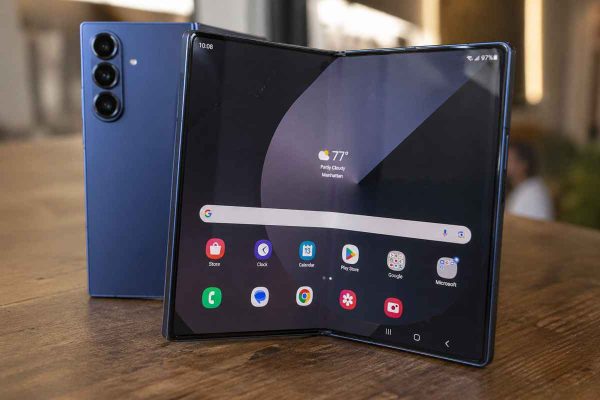 Samsung Targets Foldable Leadership With Galaxy Z Fold 8 Wide Redesign